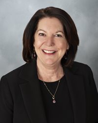 Lesley Vogt-Behan